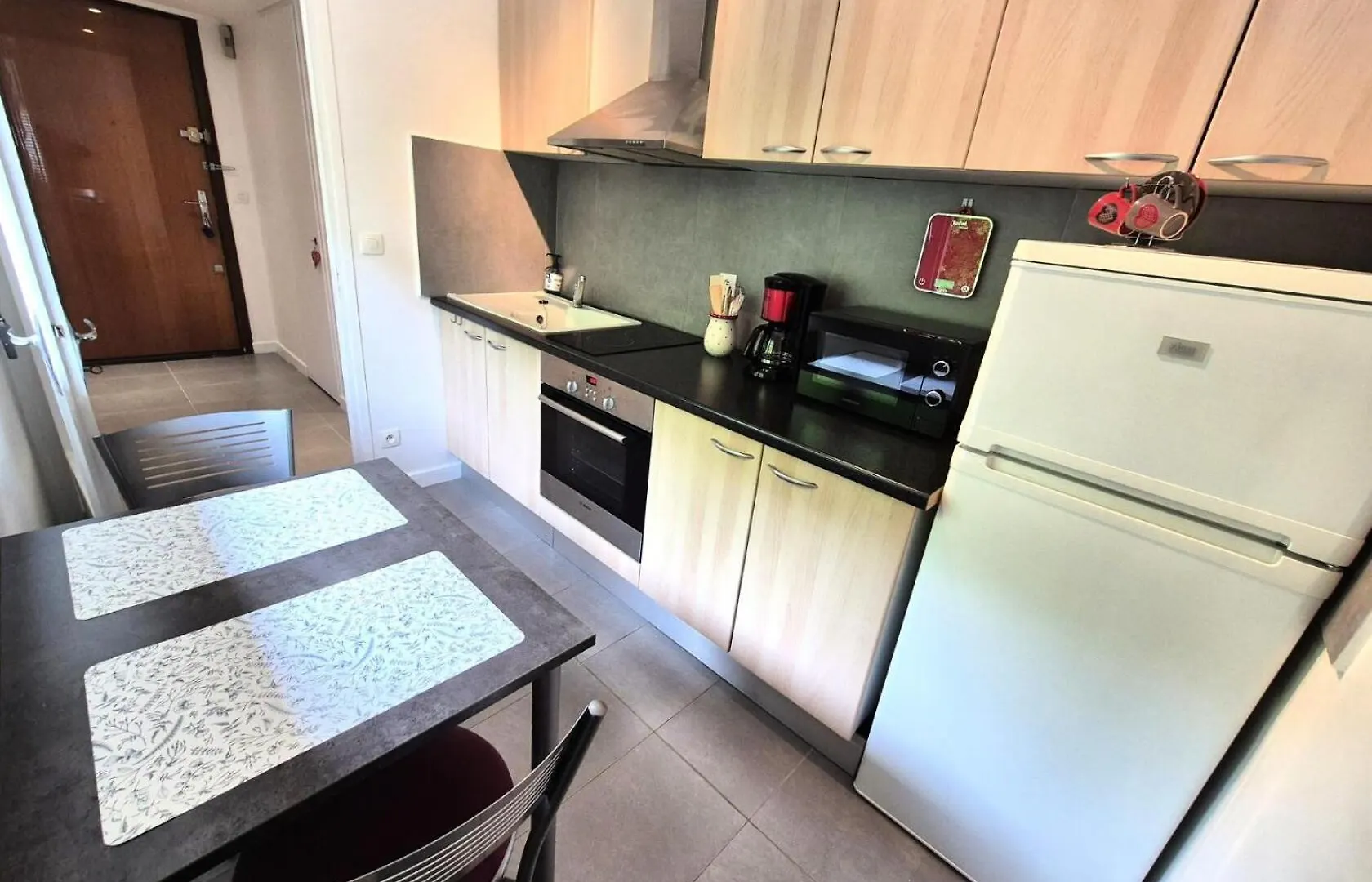 アパート Residence Les Carrieres Romaines - Charmant Appartement ! Mae-0063 エクスレバン フランス